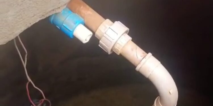 Moradores de Rio das Ostras reclamam de problemas no abastecimento de água