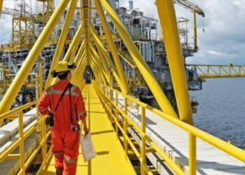 Inscrições neste sábado (23) para cursos gratuitos de offshore e onshore em Macaé; veja a lista completa