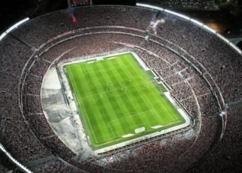 GIRO NO ESPORTE: Os deuses da bola resolveram brincar com os corações