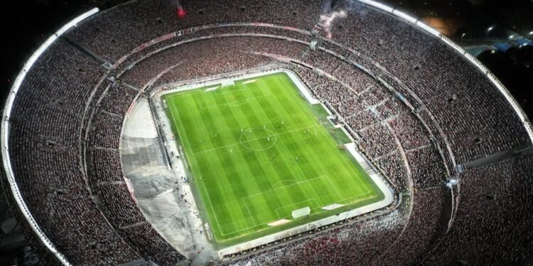 GIRO NO ESPORTE: Os deuses da bola resolveram brincar com os corações