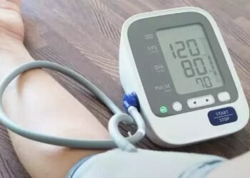 Pressão 12 por 8 agora é considerada sinal de risco