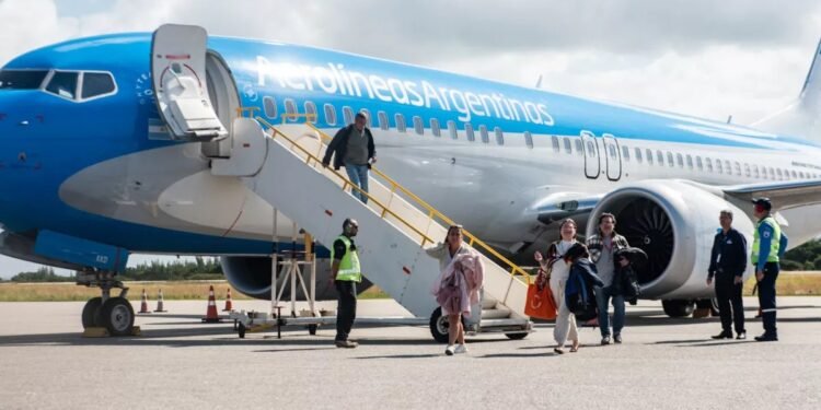 Cabo Frio retoma voos diretos com a Argentina