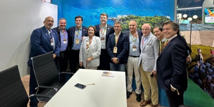 Búzios divulga suas belezas na maior Feira de Turismo da América Latina – FIT