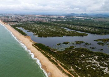 Geoparque Costões e Lagunas promove oficina sobre turismo e preservação em Macaé