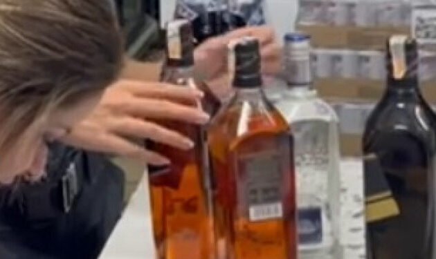 Milhares de bebidas suspeitas de falsificação são apreendidas no RJ e Baixada