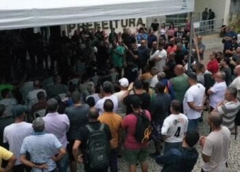 Prefeito de Cabo Frio volta a trás e libera atuação de motoristas de app de fora do município