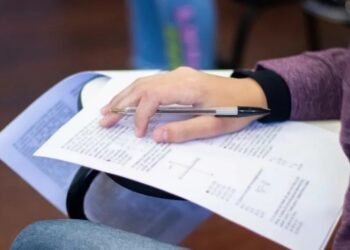 Últimos dias para inscrições do vestibular Cederj 2026; veja como participar