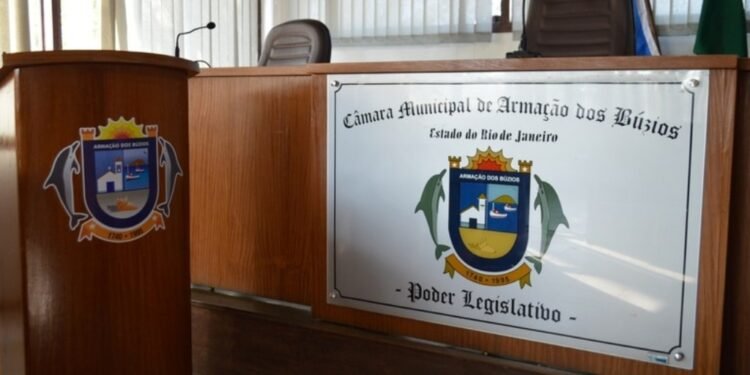 Câmara de Búzios vota abono para servidores concursados e comissionados