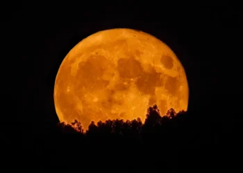 Fenômeno da superlua pode ser visível na região; saiba quando olhar para o céu