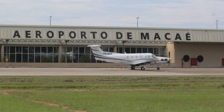 Macaé discute retomada de voos comerciais com Gol e Zurich Airport