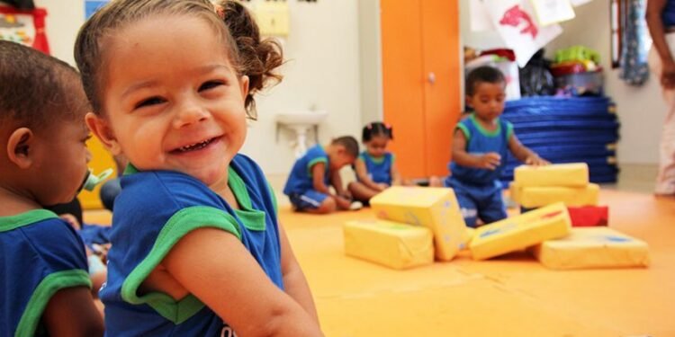 Creches municipais com inscrições abertas em Rio das Ostras; mais de mil vagas disponíveis