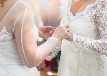 Curso para profissionais de casamento voltado ao público LGBT+ acontece em Búzios