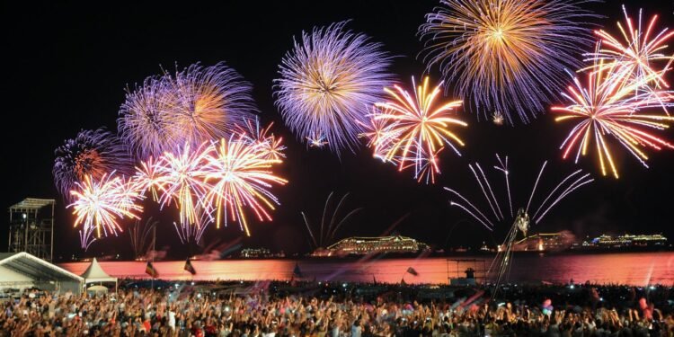 Réveillon de Copacabana promete shows de DJ Alok, João Gomes, Gilberto Gil e espetáculo de drones