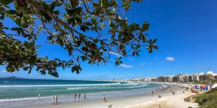 Entrega de crachás dos ambulantes é adiada em Cabo Frio