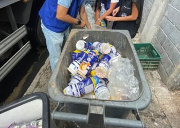 Mercado do Centro tem quase 250 kg de alimentos descartados por fiscalização em Macaé