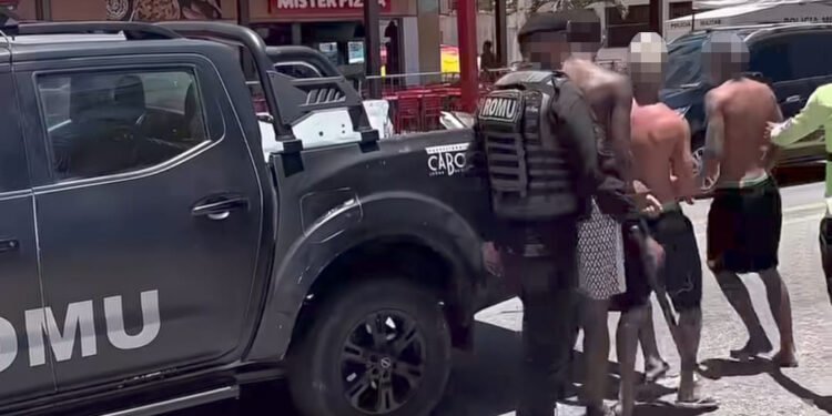 Ordenamento reforçado em Cabo Frio; 15 pessoas são levadas à delegacia após reconhecimento facial