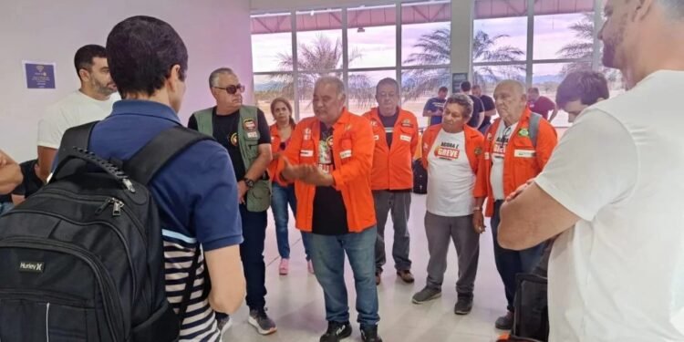 Greve nacional dos petroleiros tem início nesta segunda-feira (15)