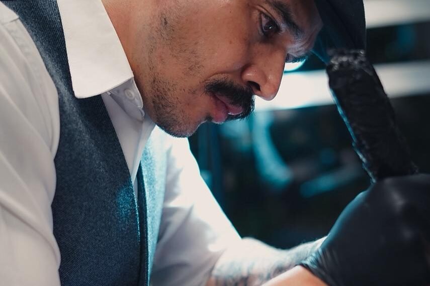 Flash Tattoo acontece neste domingo (21) no espaço de arte Spotlight Brazil, em Macaé