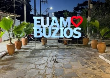 Búzios ganha novo espaço para fotos na Rua das Pedras