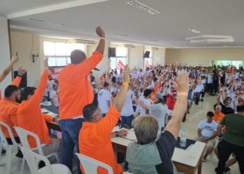 Petrobras tem contraproposta rejeitada por trabalhadores