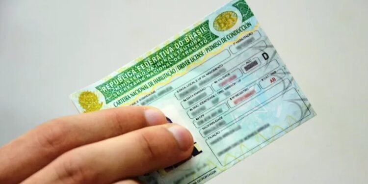 Veja as novas regras para tirar a CNH; autoescola passa a ser dispensável no processo