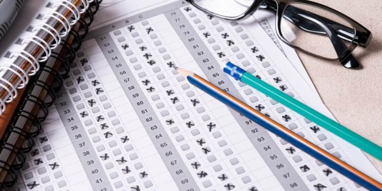 Concurso público: Arraial do Cabo oferece vagas para diferentes níveis de escolaridade; confira