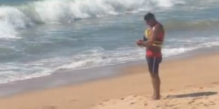 Corpo de homem é encontrado na Praia do Abricó, em Rio das Ostras
