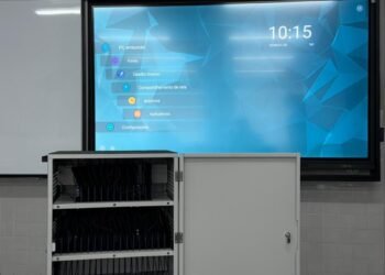 Depois das lousas interativas, tablets chegam às escolas municipais de Arraial do Cabo