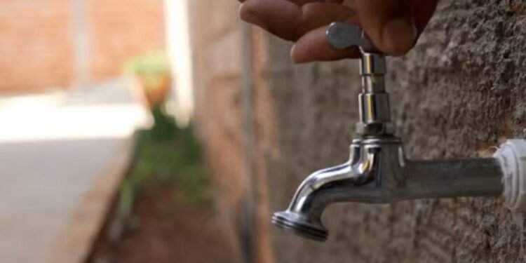 Falta d’água em Cabo Frio: Procon abre plantão de atendimento exclusivo após enxurrada de reclamações