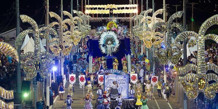 Escolas de samba e Bois Pintadinhos agitam o fim de semana em Macaé