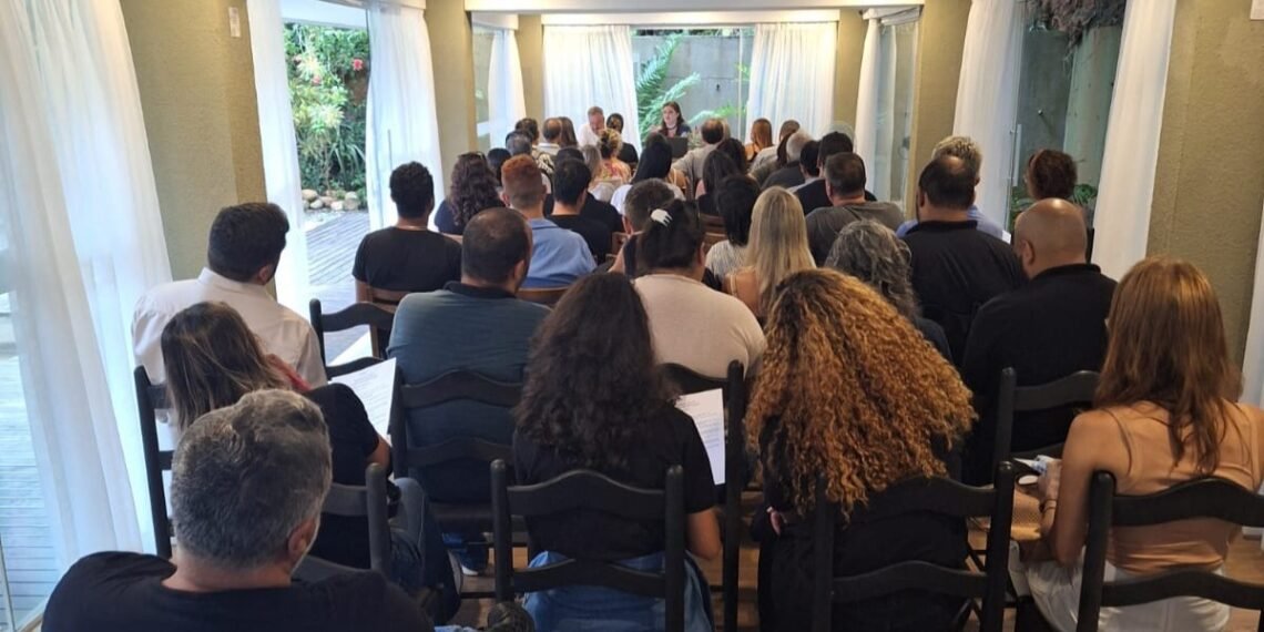 Reajuste salarial é tema de reunião com empresas de hotéis, bares e restaurantes em Búzios