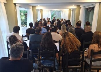 Reajuste salarial é tema de reunião com empresas de hotéis, bares e restaurantes em Búzios