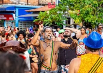Búzios ainda tem Carnaval; Bloco ‘Bendito Fruto’ desfila neste sábado (21)
