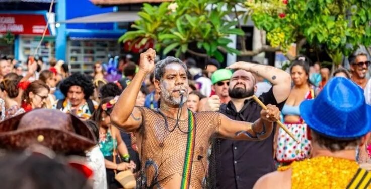 Búzios ainda tem Carnaval; Bloco ‘Bendito Fruto’ desfila neste sábado (21)