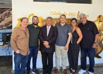 Rio das Ostras recebe reunião estratégica sobre projetos para turismo regional