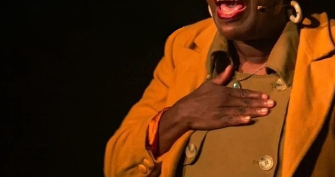 Com humor e boas risadas, “Querida Mamãe” estreia em Rio das Ostras