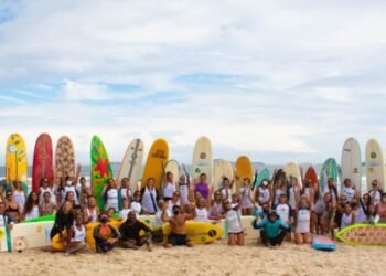 Surf feminino marca o Dia Internacional da Mulher em Búzios; veja programação