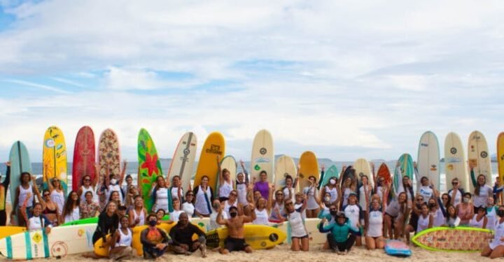 Surf feminino marca o Dia Internacional da Mulher em Búzios; veja programação