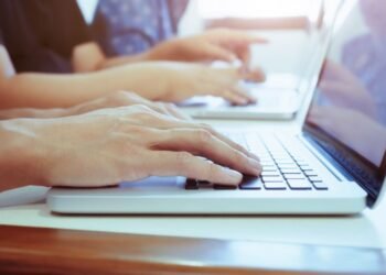 Inscrições abertas para cursos gratuitos em Rio das Ostras; cadastro só hoje (12) e amanhã (13)