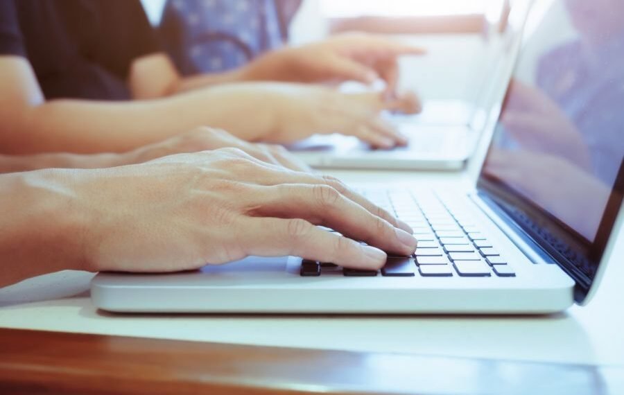 Inscrições abertas para cursos gratuitos em Rio das Ostras; cadastro só hoje (12) e amanhã (13)