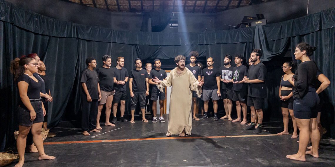 ‘Auto da Paixão de Cristo’ promete emocionar público de quinta a domingo em Macaé