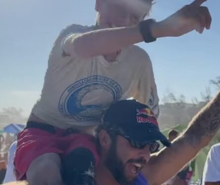 Filho do surfista Pedro Scooby conquista título em Saquarema