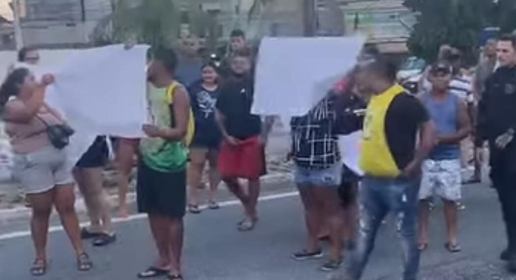 Aniversário de Rio das Ostras é marcado por manifestações