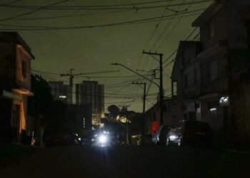 MPRJ cobra solução da Enel para quedas de energia e apagões em Rio das Ostras