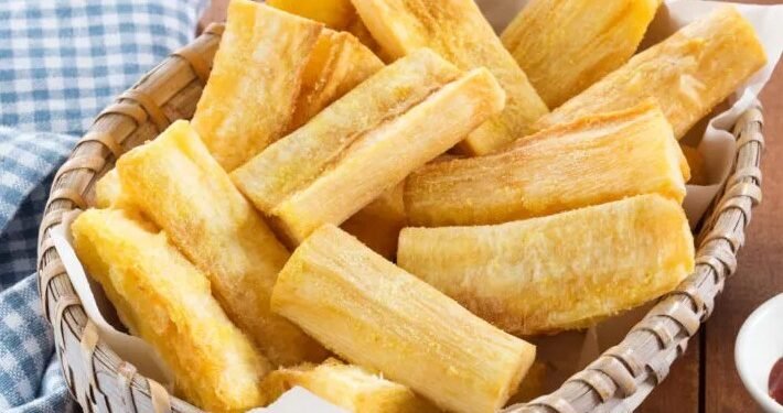 Além do surf: Saquarema recebe Noite do Aipim com música ao vivo