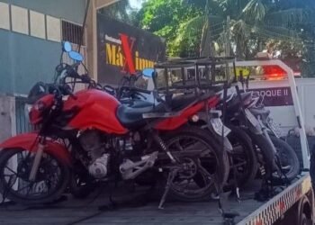 Motos irregulares entram na mira e fiscalização fecha o cerco em Rio das Ostras