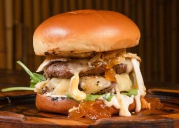 Beach Burger começa nesta quinta (28) em Macaé; confira cardápio e preços