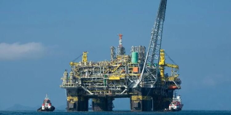 STF volta a discutir redistribuição dos royalties do petróleo; entenda