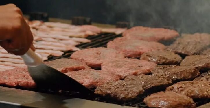 Último dia (31) do Beach Burger começa a partir de meio-dia na Praia dos Cavaleiros, em Macaé; veja o cardápio