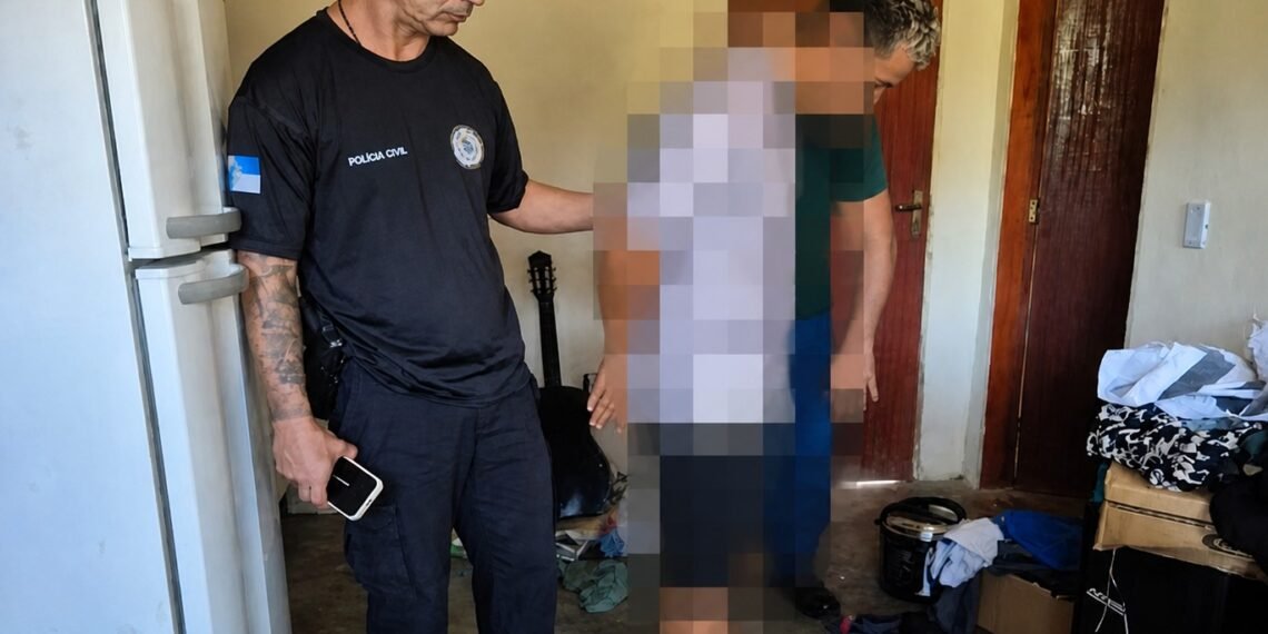 Mulher escapa após agressões e estupro; homem é preso em Casimiro de Abreu